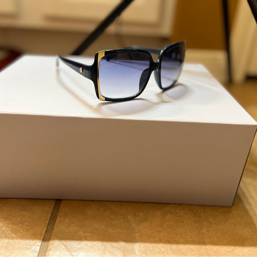 Jessica Simpson Gold and Blue Sunglasses Oversized Chic - Picture 5 of 6